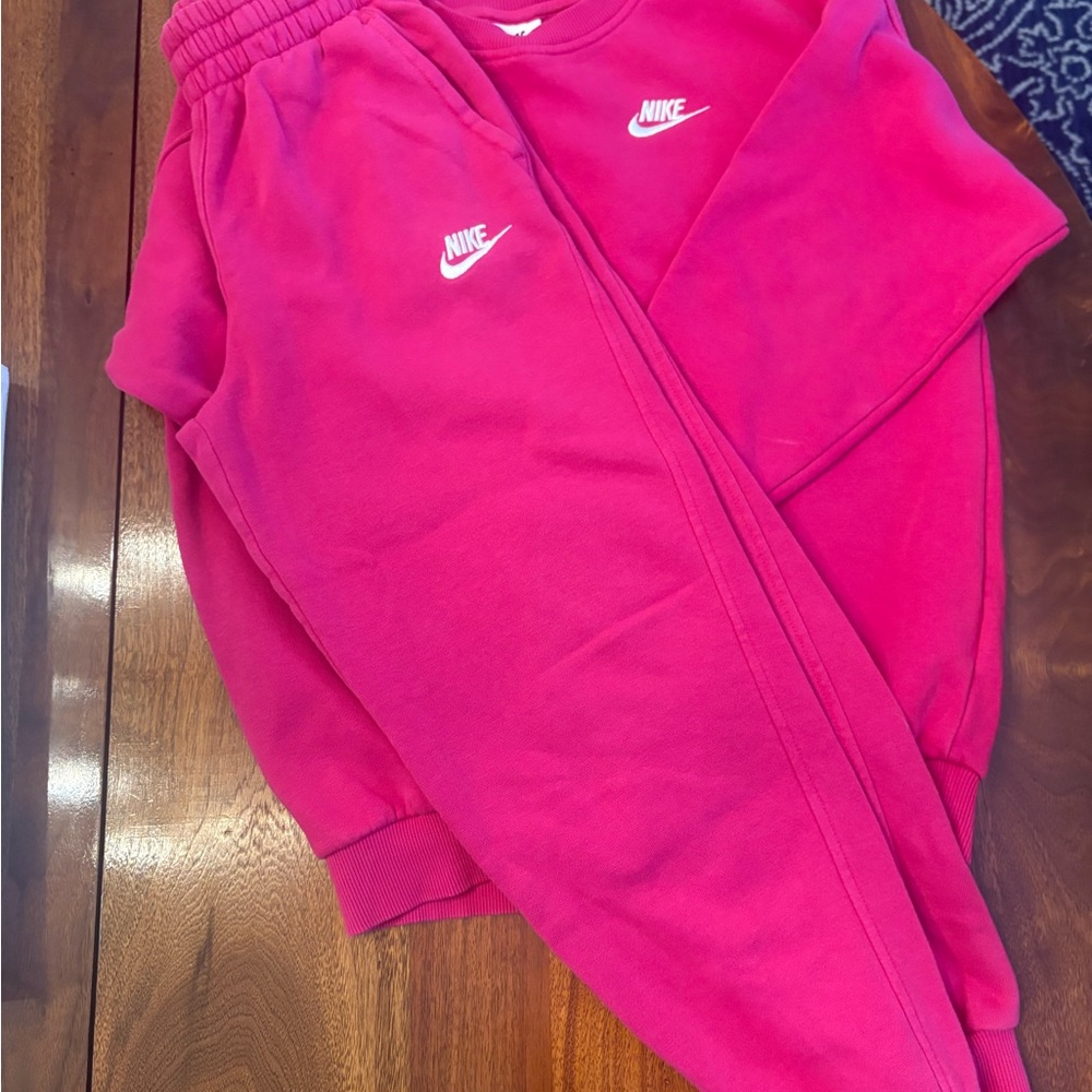 Nike Kids Fuchsia Jogger set